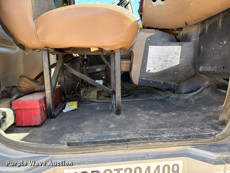 image for item FT8089 2005 Mack CV713 dump truck