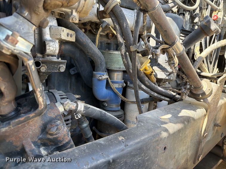 image for item FT8089 2005 Mack CV713 dump truck