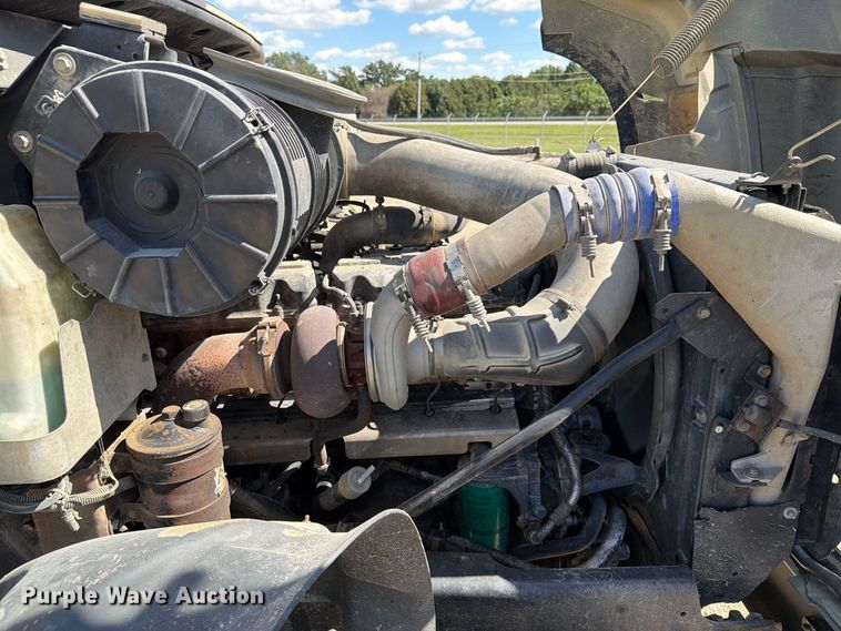 image for item FT8089 2005 Mack CV713 dump truck