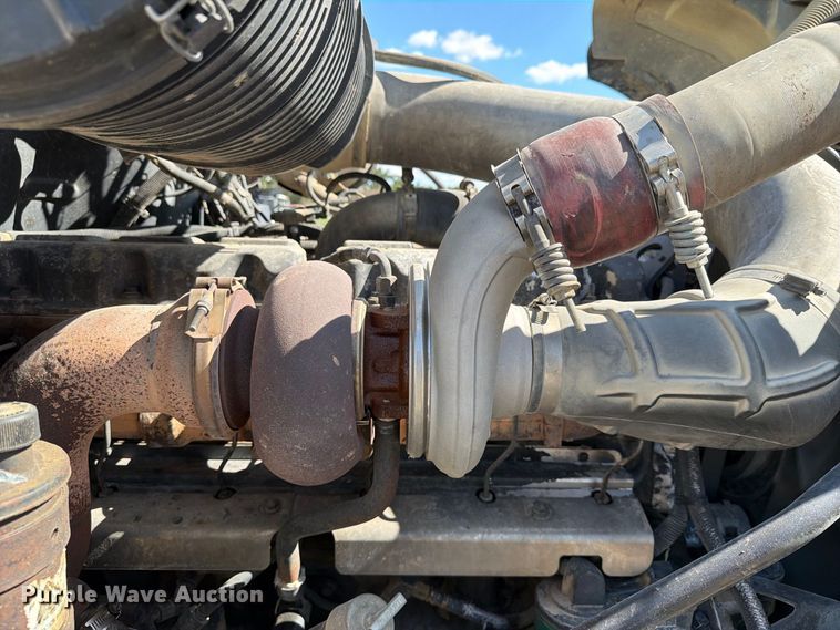 image for item FT8089 2005 Mack CV713 dump truck