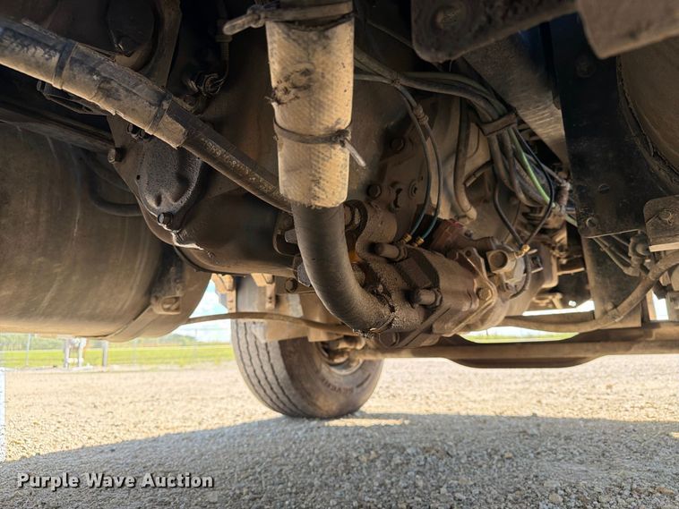 image for item FT8089 2005 Mack CV713 dump truck