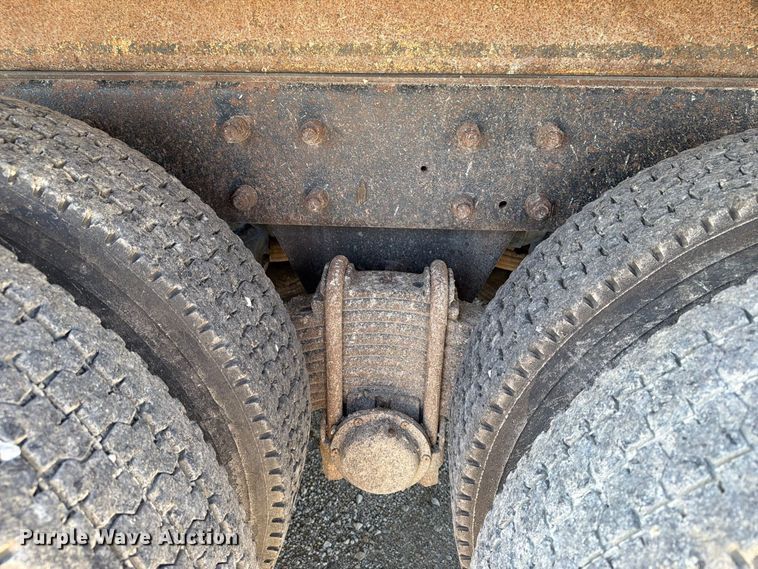 image for item FT8089 2005 Mack CV713 dump truck