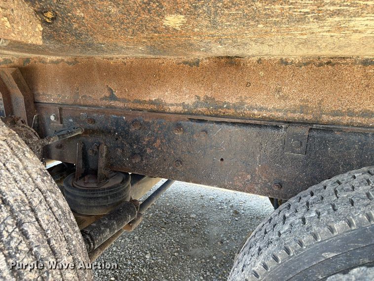 image for item FT8089 2005 Mack CV713 dump truck