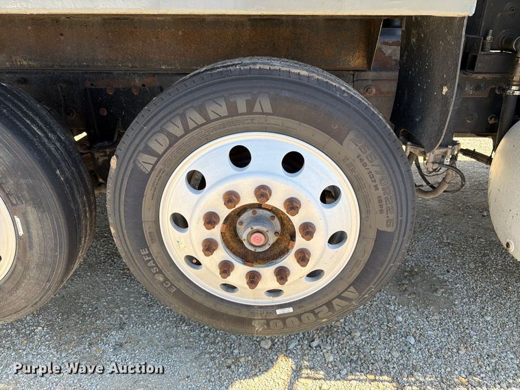 image for item FT8089 2005 Mack CV713 dump truck