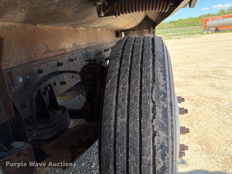 image for item FT8089 2005 Mack CV713 dump truck