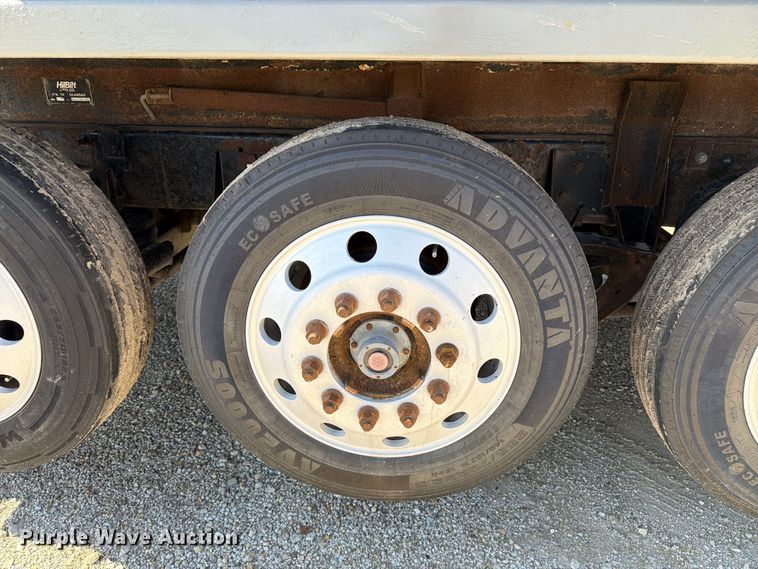 image for item FT8089 2005 Mack CV713 dump truck
