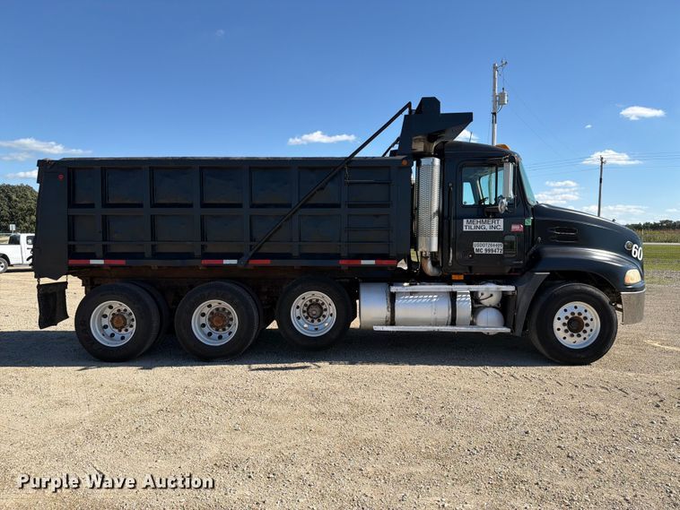 image for item FT8090 2001 Mack CX613 dump truck