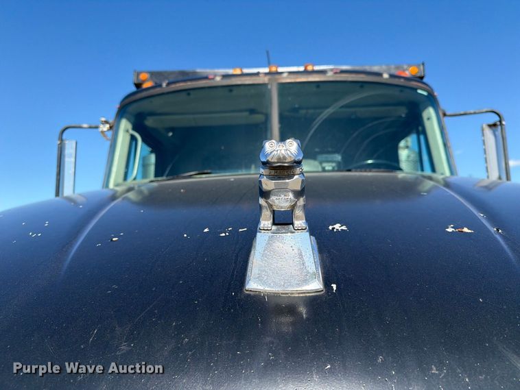 image for item FT8090 2001 Mack CX613 dump truck