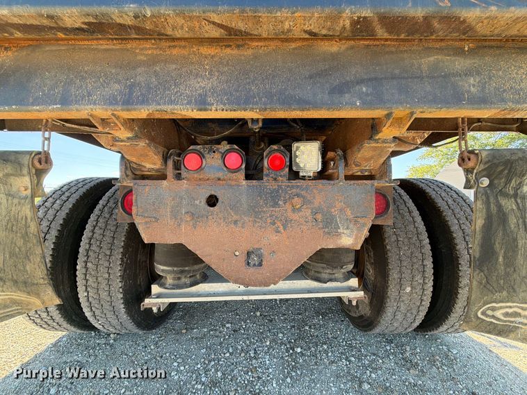 image for item FT8090 2001 Mack CX613 dump truck
