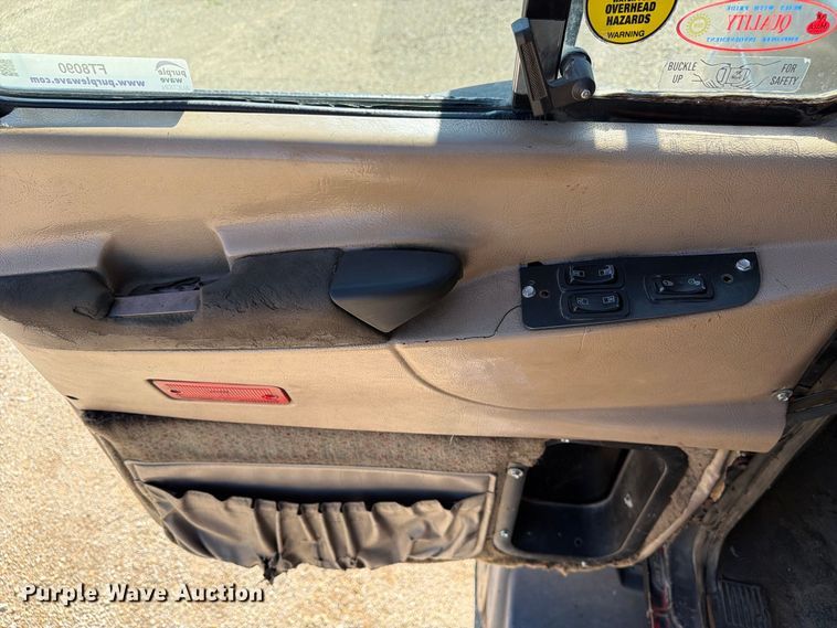 image for item FT8090 2001 Mack CX613 dump truck