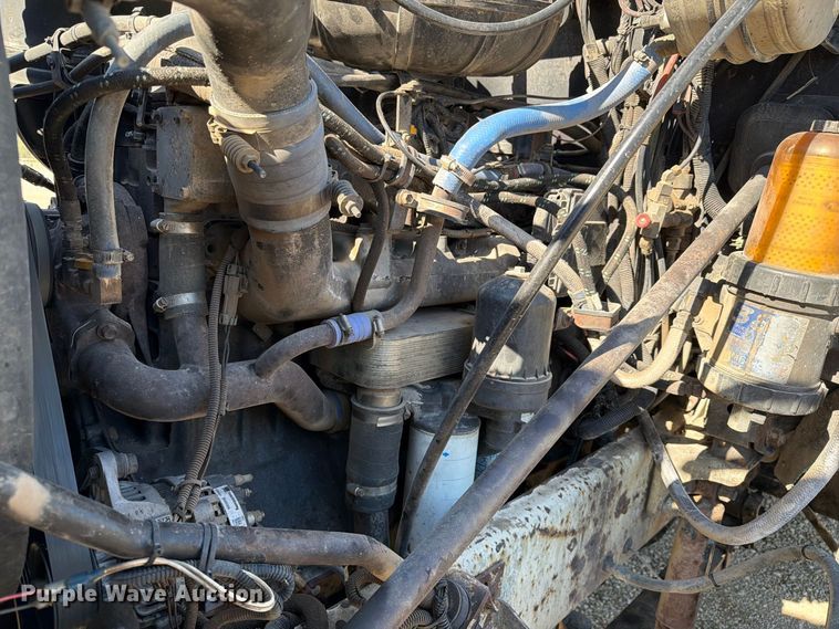 image for item FT8090 2001 Mack CX613 dump truck