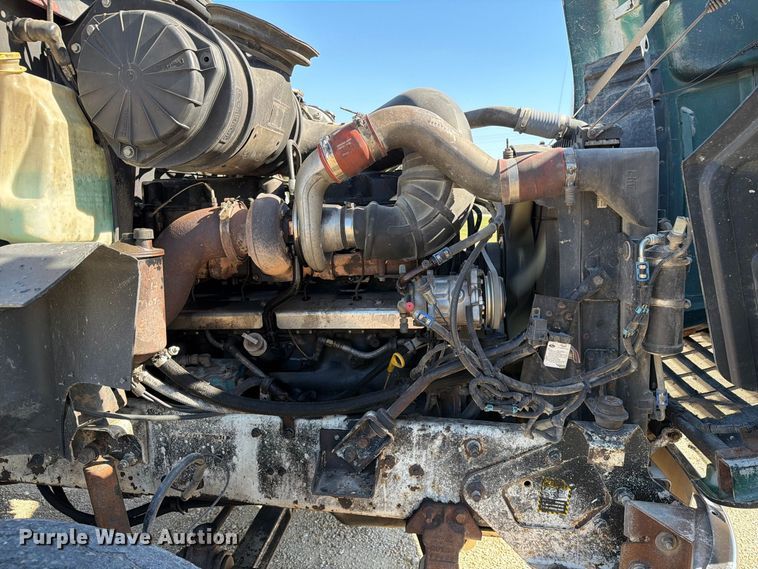 image for item FT8090 2001 Mack CX613 dump truck