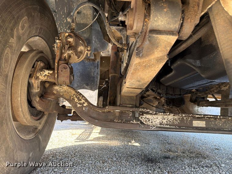 image for item FT8090 2001 Mack CX613 dump truck