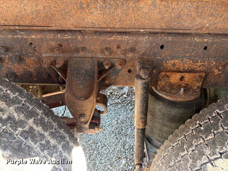 image for item FT8090 2001 Mack CX613 dump truck