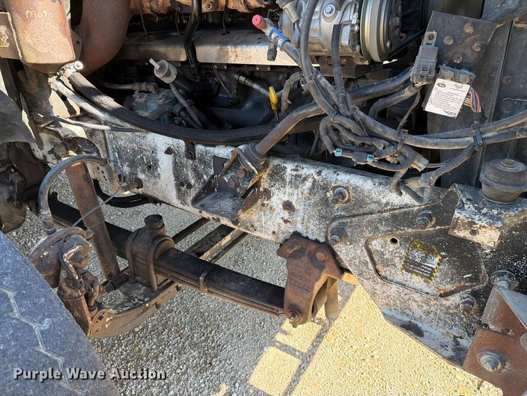 image for item FT8090 2001 Mack CX613 dump truck