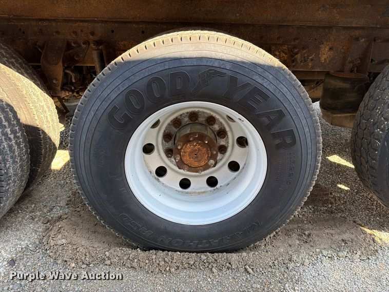 image for item FT8090 2001 Mack CX613 dump truck