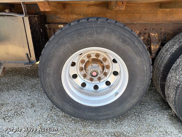 image for item FT8090 2001 Mack CX613 dump truck