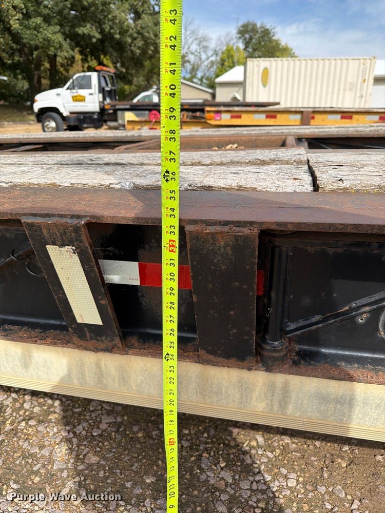 image for item FT8102 1977 Fontaine drop deck equipment trailer