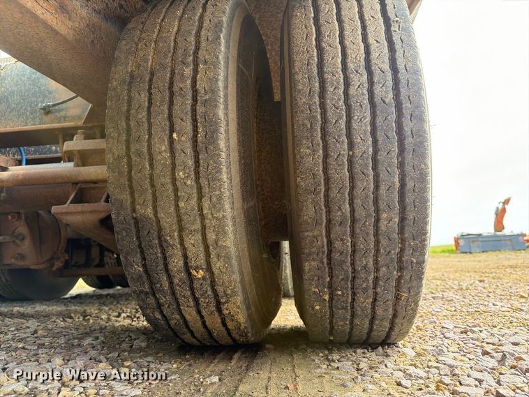 image for item FT8102 1977 Fontaine drop deck equipment trailer