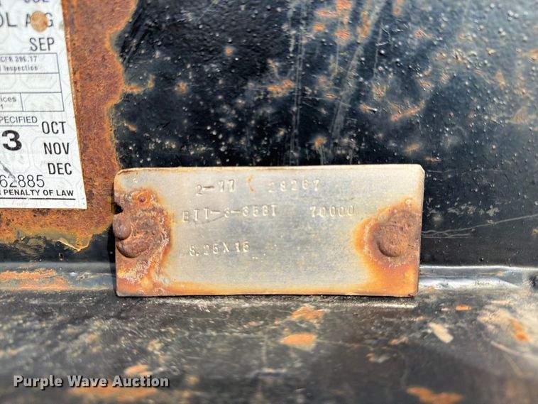 image for item FT8102 1977 Fontaine drop deck equipment trailer