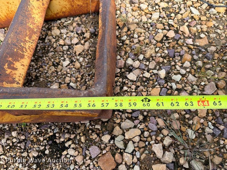 image for item FT8103 1980 Trail King 0850-2400 equipment trailer