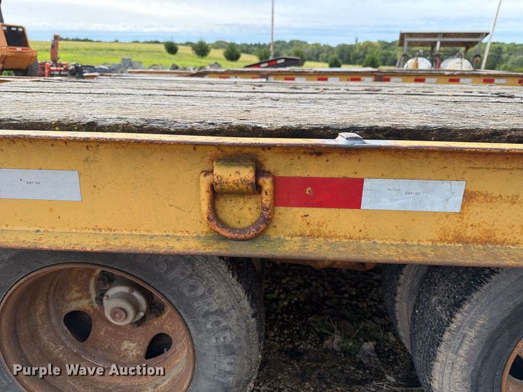 image for item FT8103 1980 Trail King 0850-2400 equipment trailer