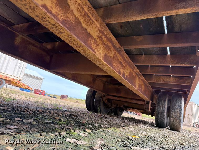 image for item FT8103 1980 Trail King 0850-2400 equipment trailer