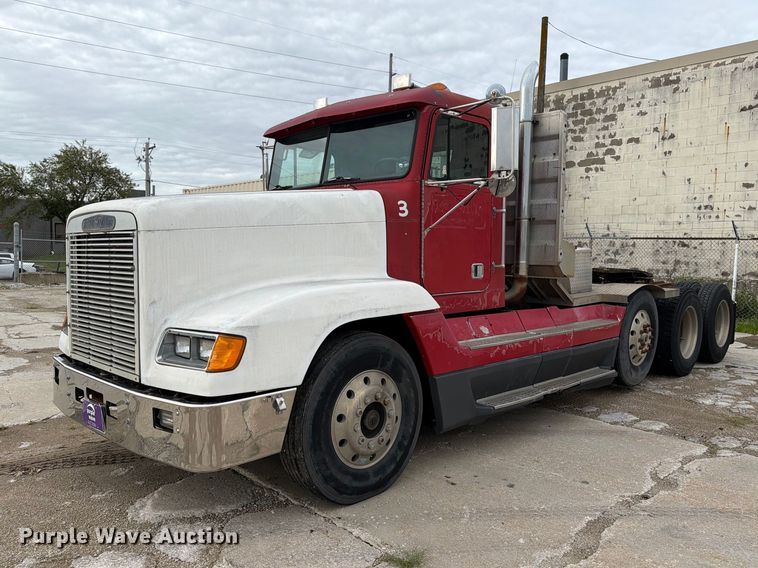 image for item FT8107 1991 Freightliner USF-1E semi truck
