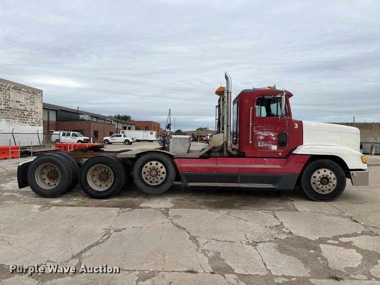 image for item FT8107 1991 Freightliner USF-1E semi truck
