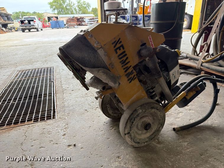 image for item FT8108 Concrete equipment