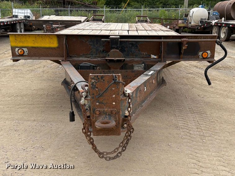 image for item FU4585 2001 Holden Industries HCZ20KT equipment trailer