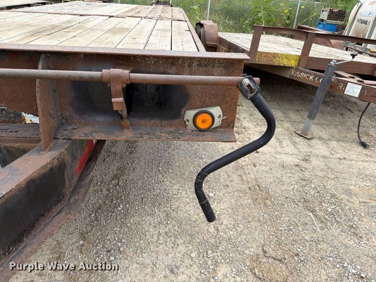 image for item FU4585 2001 Holden Industries HCZ20KT equipment trailer