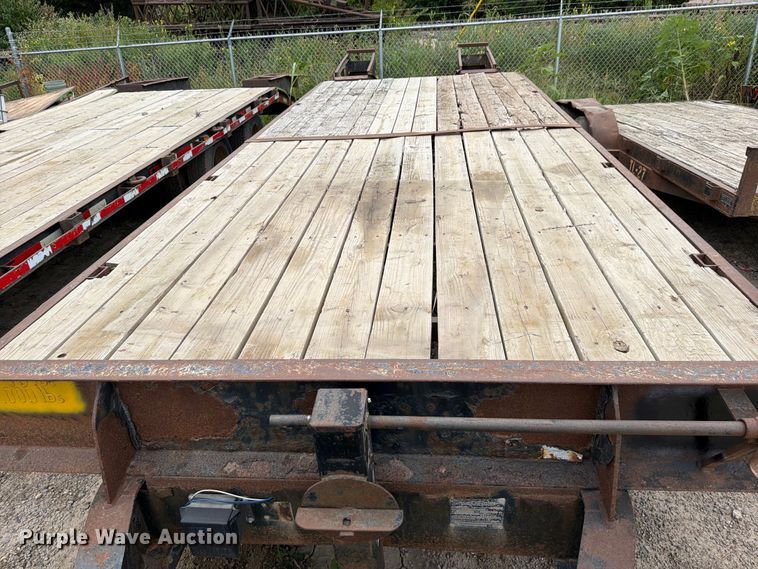 image for item FU4585 2001 Holden Industries HCZ20KT equipment trailer