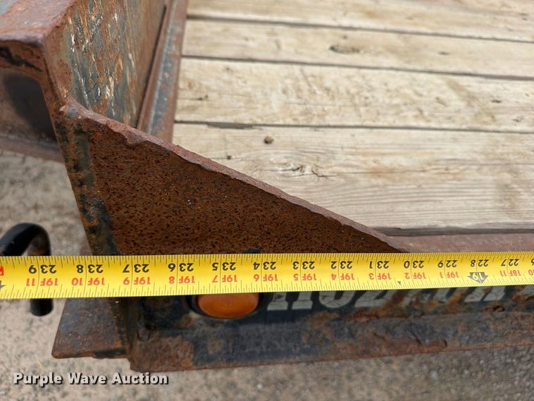 image for item FU4585 2001 Holden Industries HCZ20KT equipment trailer