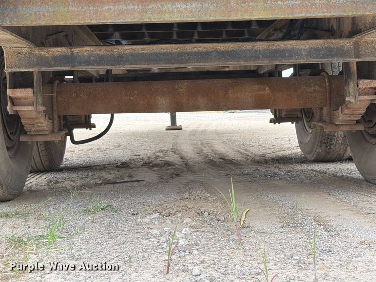 image for item FU4585 2001 Holden Industries HCZ20KT equipment trailer