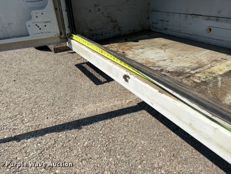 image for item FU4597 2001 Peterbilt 378 fuel / lube truck