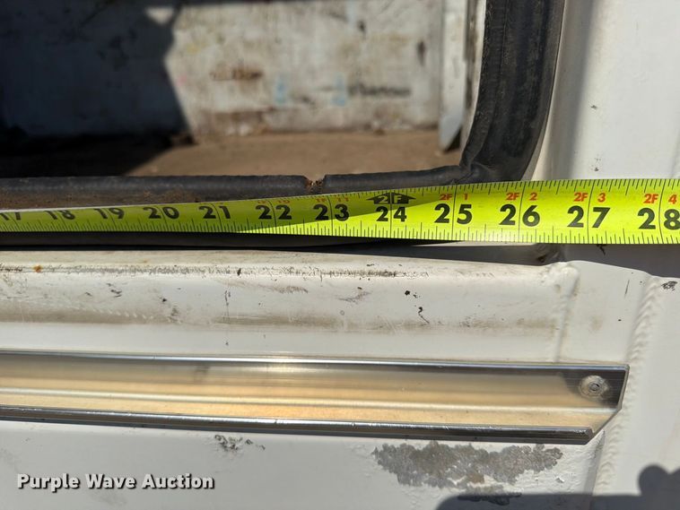 image for item FU4597 2001 Peterbilt 378 fuel / lube truck