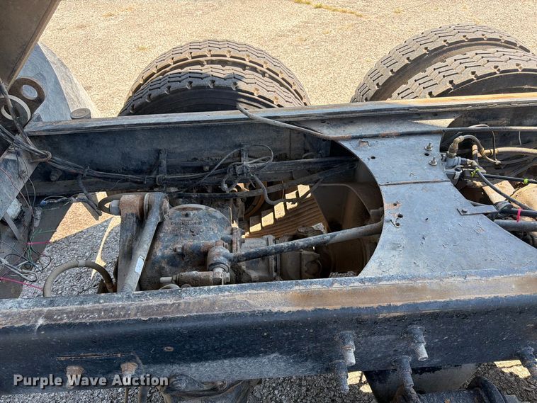 image for item FU4598 2003 Mack CV 713 dump truck