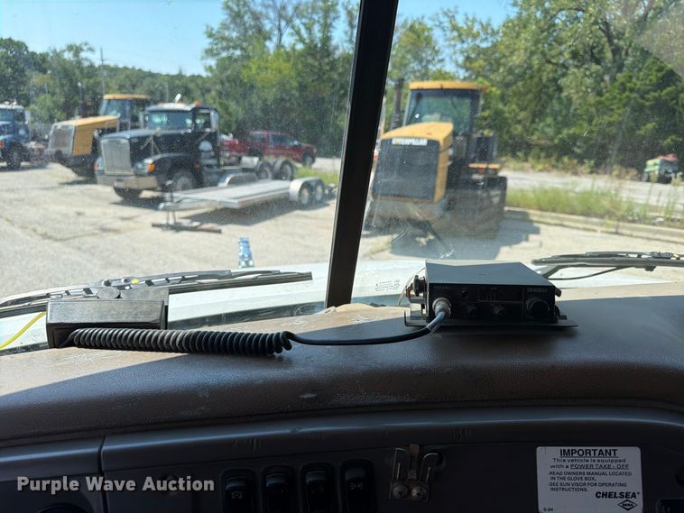 image for item FU4598 2003 Mack CV 713 dump truck
