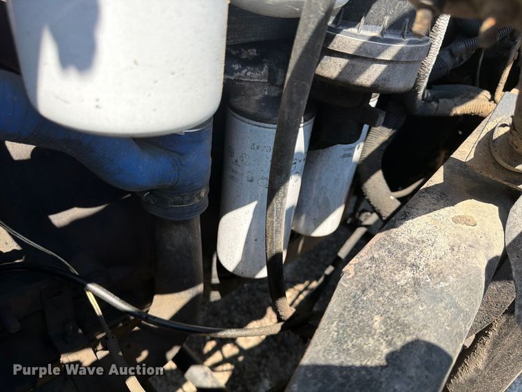 image for item FU4598 2003 Mack CV 713 dump truck