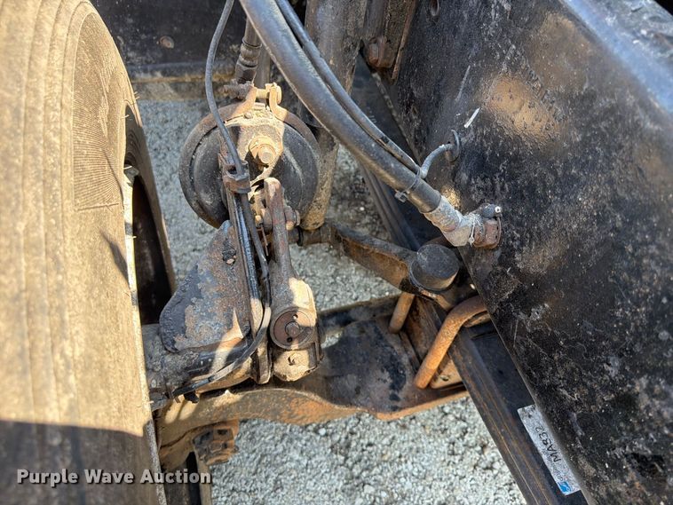 image for item FU4598 2003 Mack CV 713 dump truck