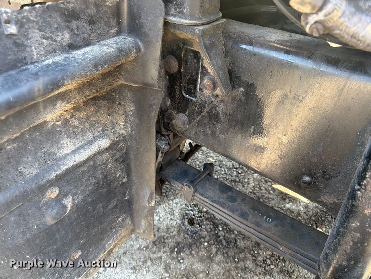 image for item FU4598 2003 Mack CV 713 dump truck