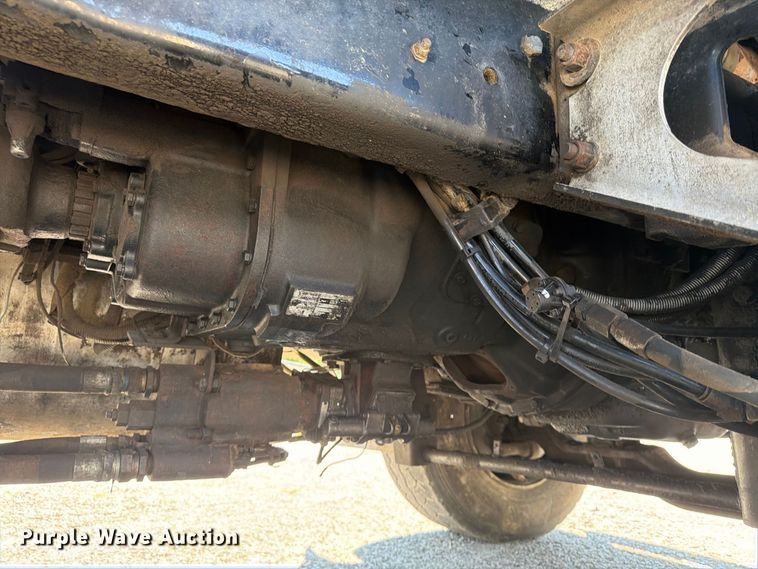 image for item FU4598 2003 Mack CV 713 dump truck