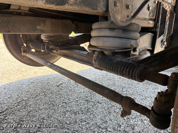 image for item FU4598 2003 Mack CV 713 dump truck