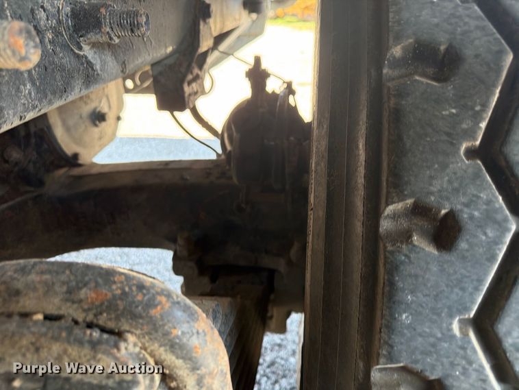 image for item FU4598 2003 Mack CV 713 dump truck