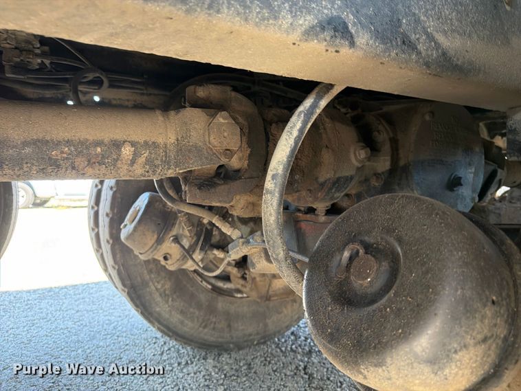 image for item FU4598 2003 Mack CV 713 dump truck