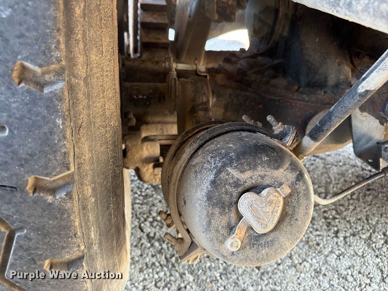 image for item FU4598 2003 Mack CV 713 dump truck