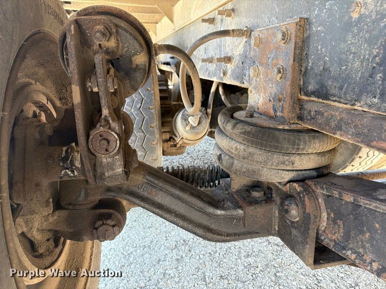 image for item FU4598 2003 Mack CV 713 dump truck