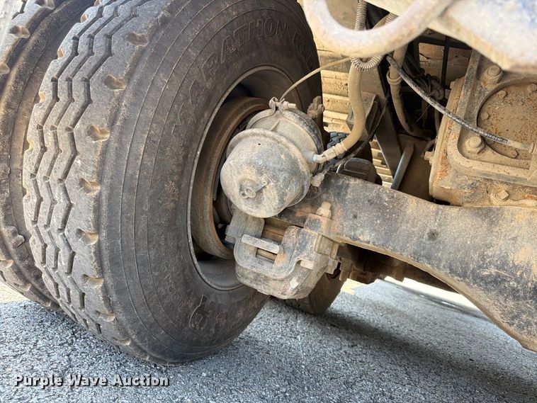image for item FU4598 2003 Mack CV 713 dump truck