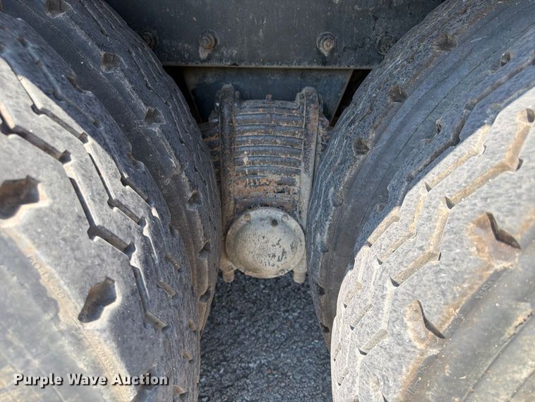 image for item FU4598 2003 Mack CV 713 dump truck